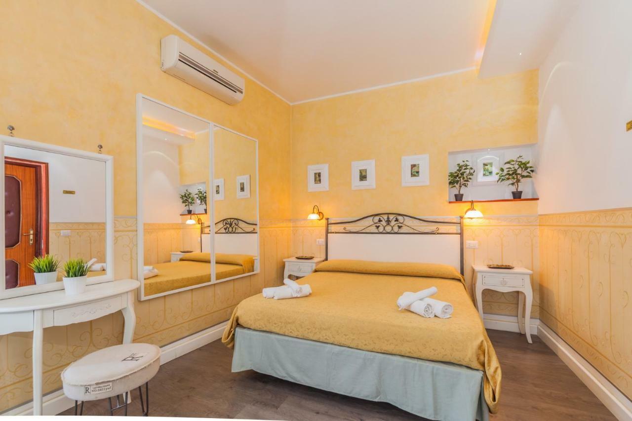 Albergo Della Corte Benevento Exterior photo